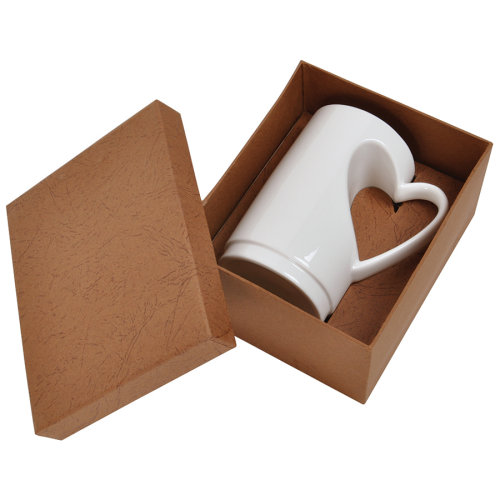 Кружка  "Сердце" в подарочной упаковке (белый)