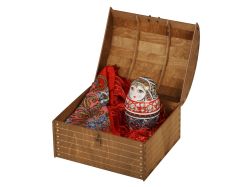 Подарочный набор Матрешка: штоф 0,5л, платок красный