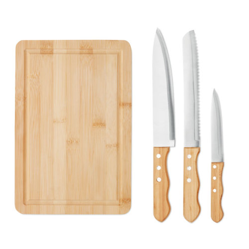 Набор ножей с доской (древесный)